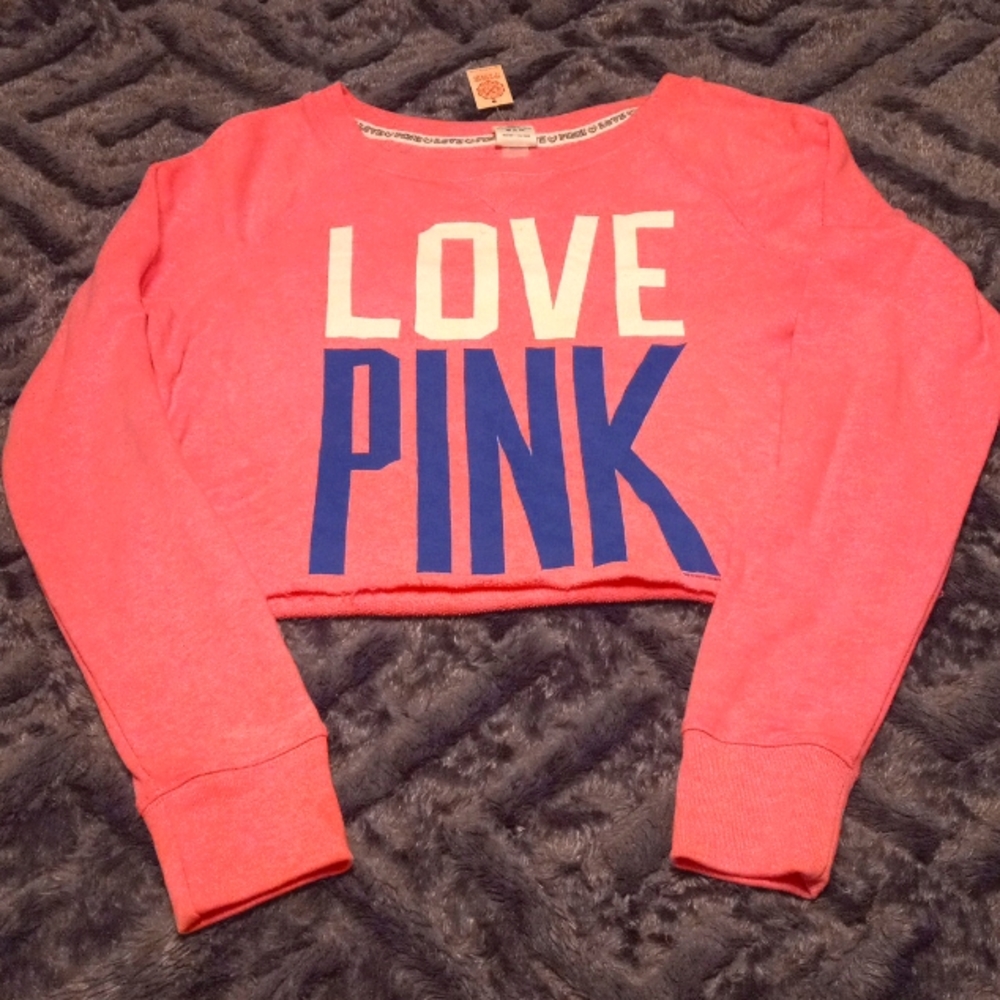LOVE PINK LONG SLEEVE CROP SHIRT WITH TAGS